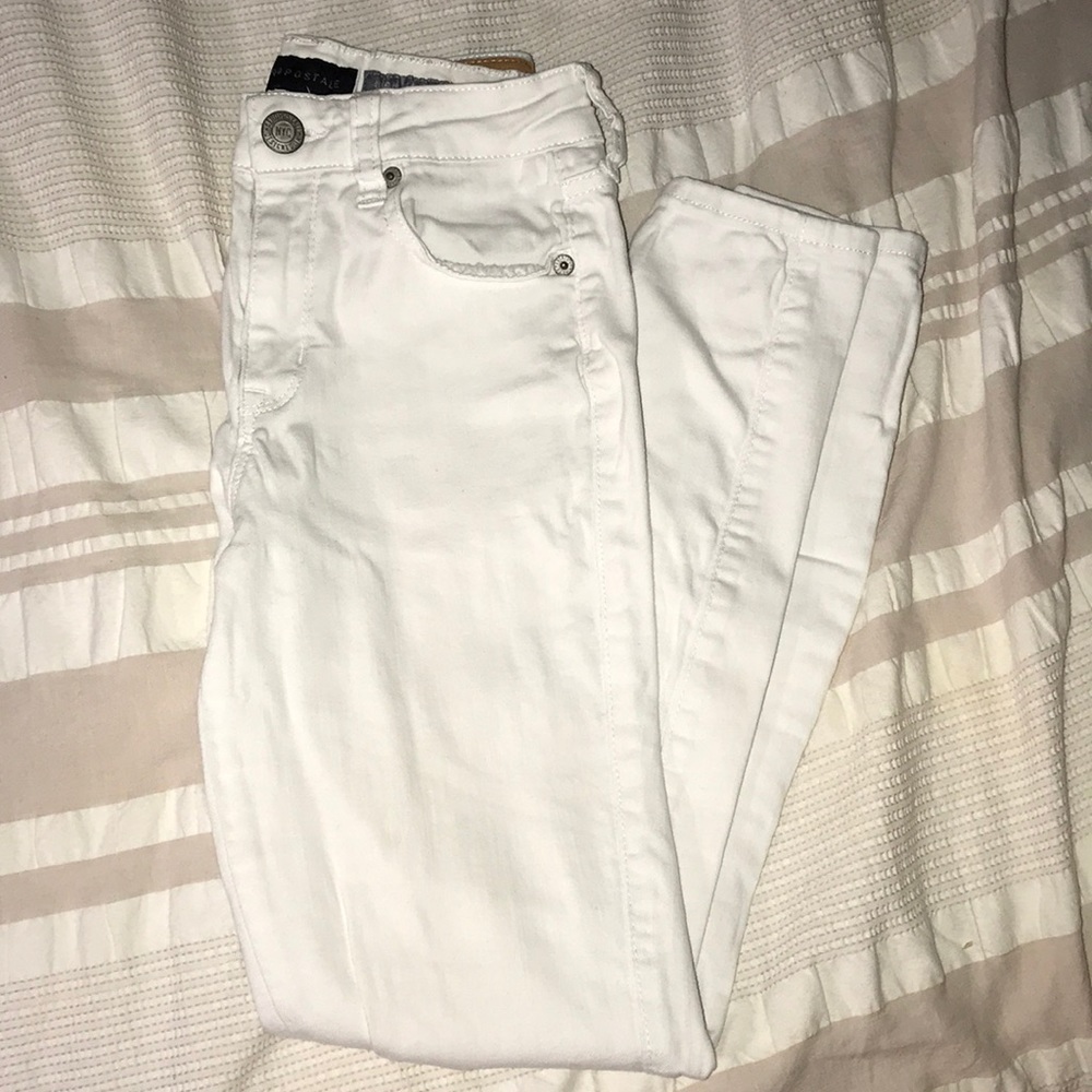 4 for $25| aeropostale white ripped jeans